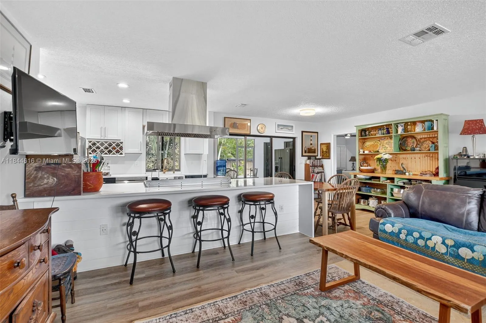 999 NW 16th Ter