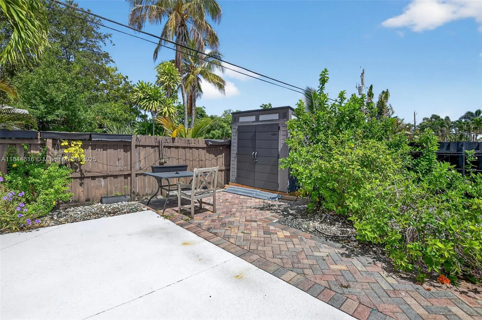 999 NW 16th Ter