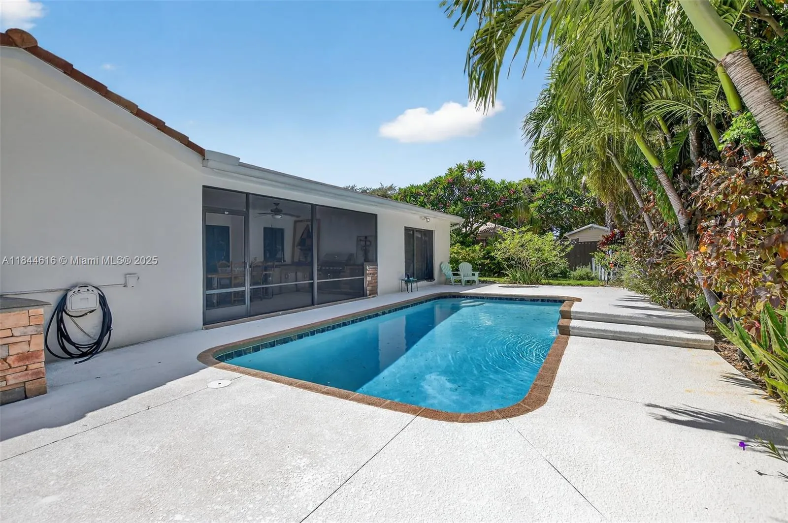 999 NW 16th Ter