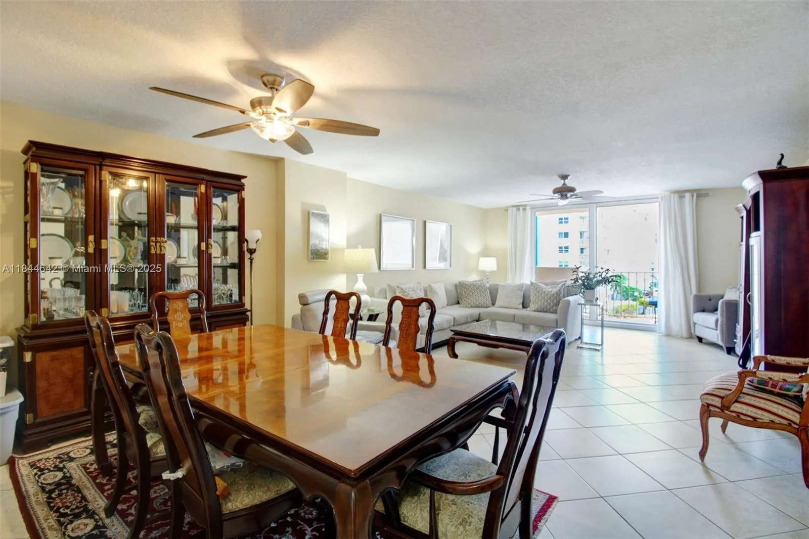 1865 S Ocean Dr, #4H
