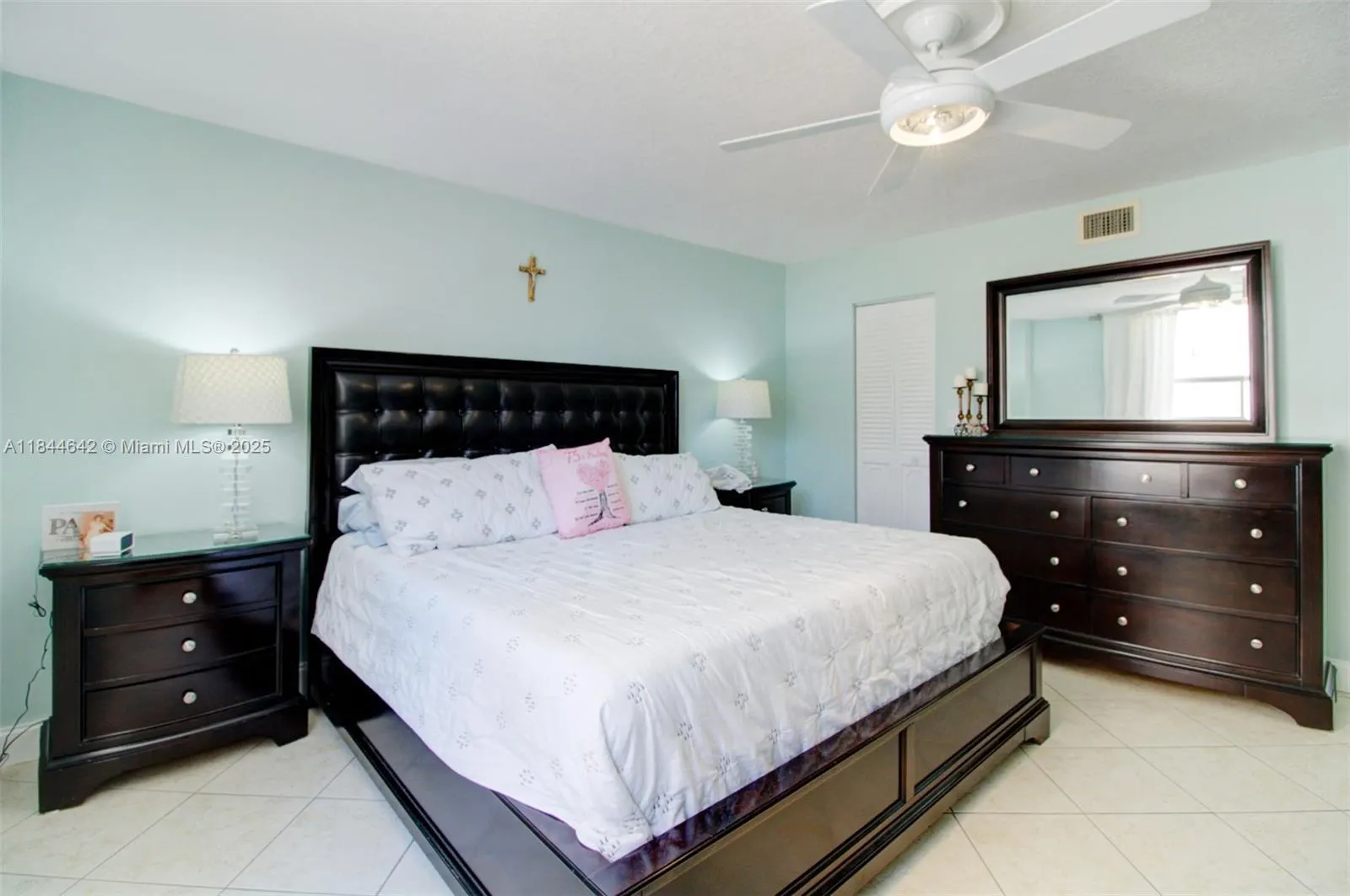 1865 S Ocean Dr, #4H