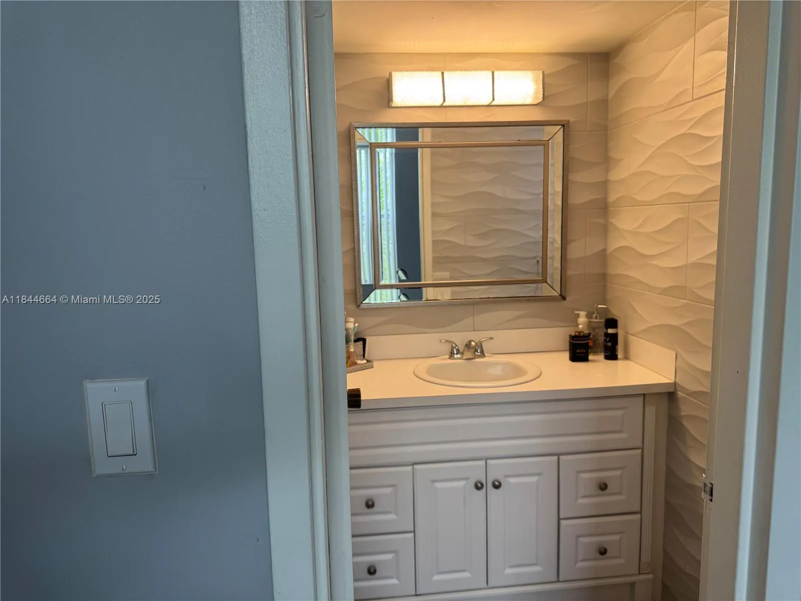 8330 Sands Point Blvd, #N210