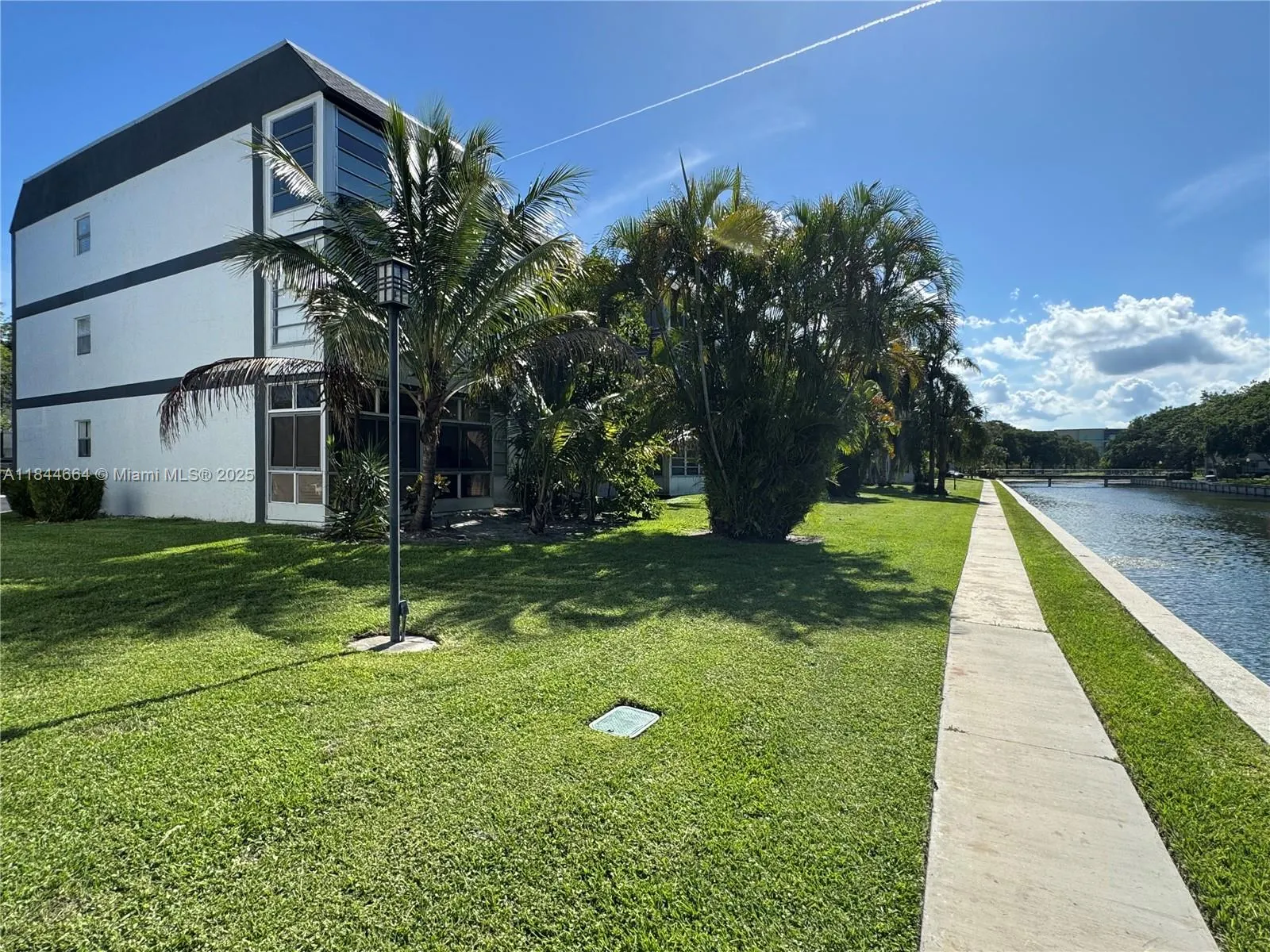 8330 Sands Point Blvd, #N210