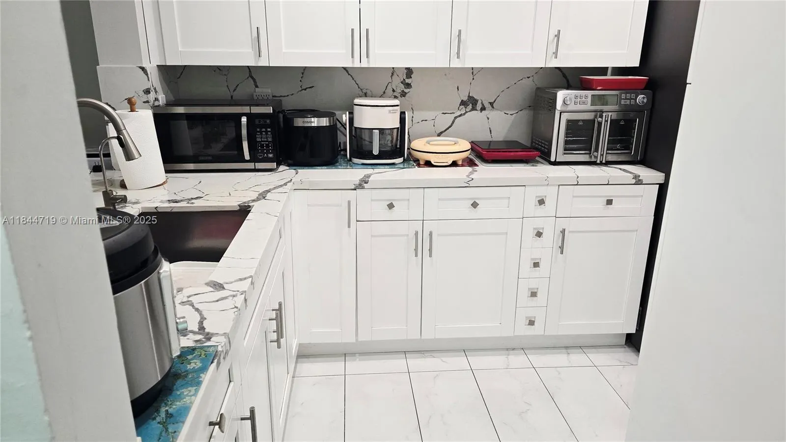 1 Alhambra Cir, #501