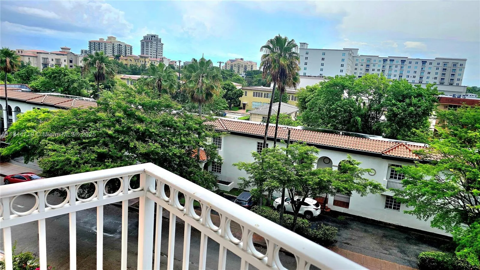 1 Alhambra Cir, #501