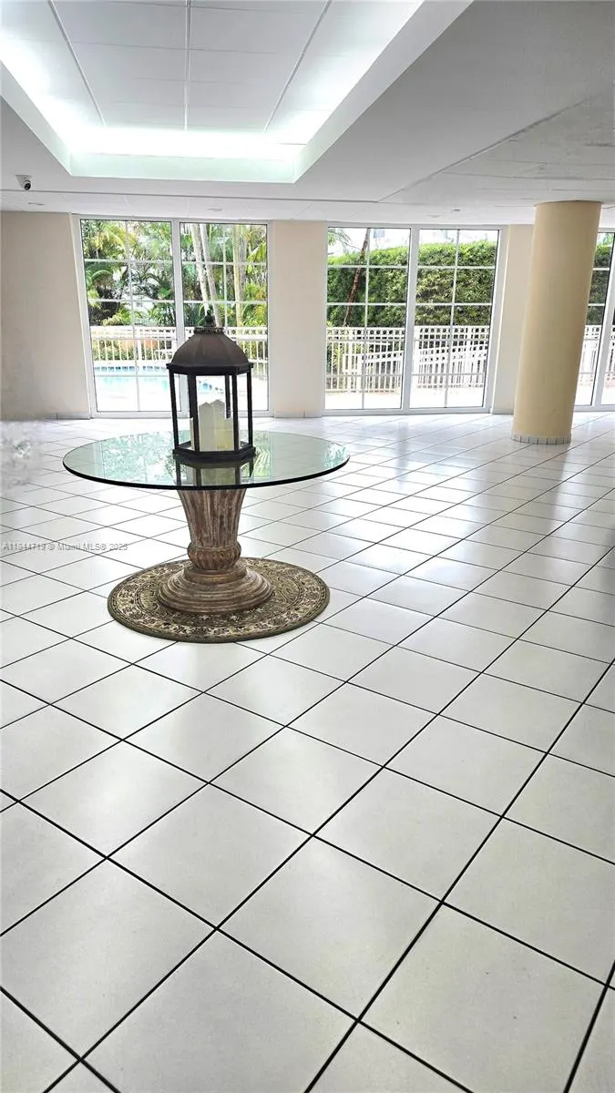 1 Alhambra Cir, #501