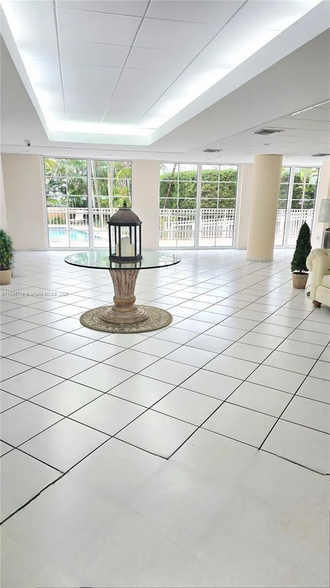 1 Alhambra Cir, #501