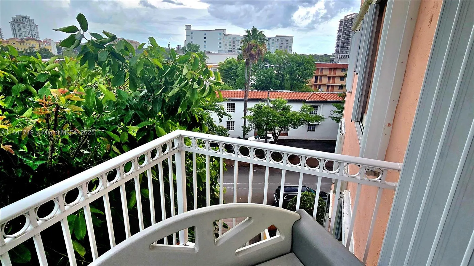 1 Alhambra Cir, #501