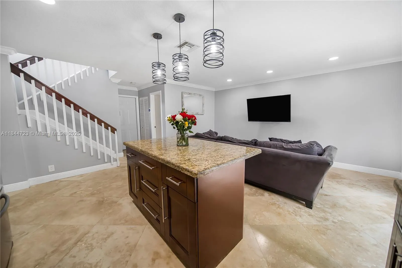 9536 NW 9th Ct