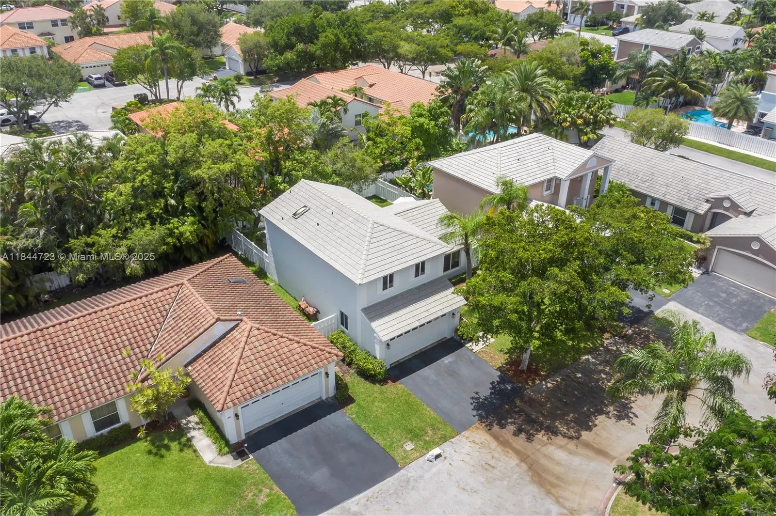 9536 NW 9th Ct