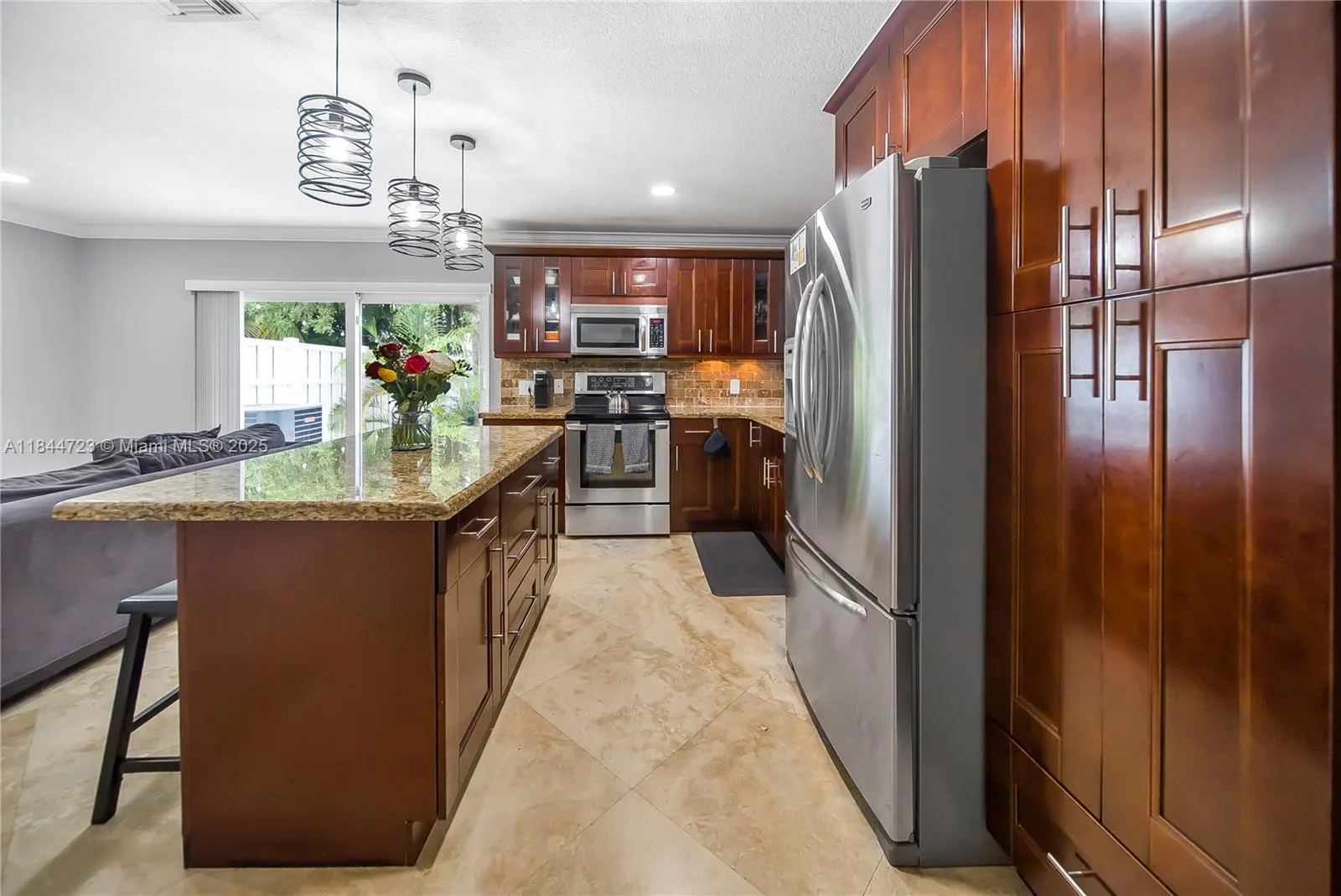 9536 NW 9th Ct