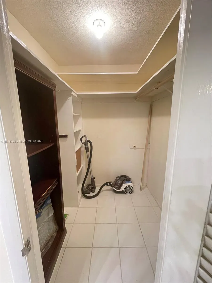 301 N Ocean Blvd, #701