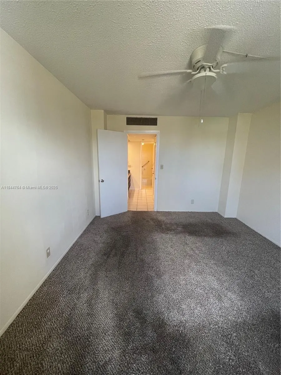 301 N Ocean Blvd, #701