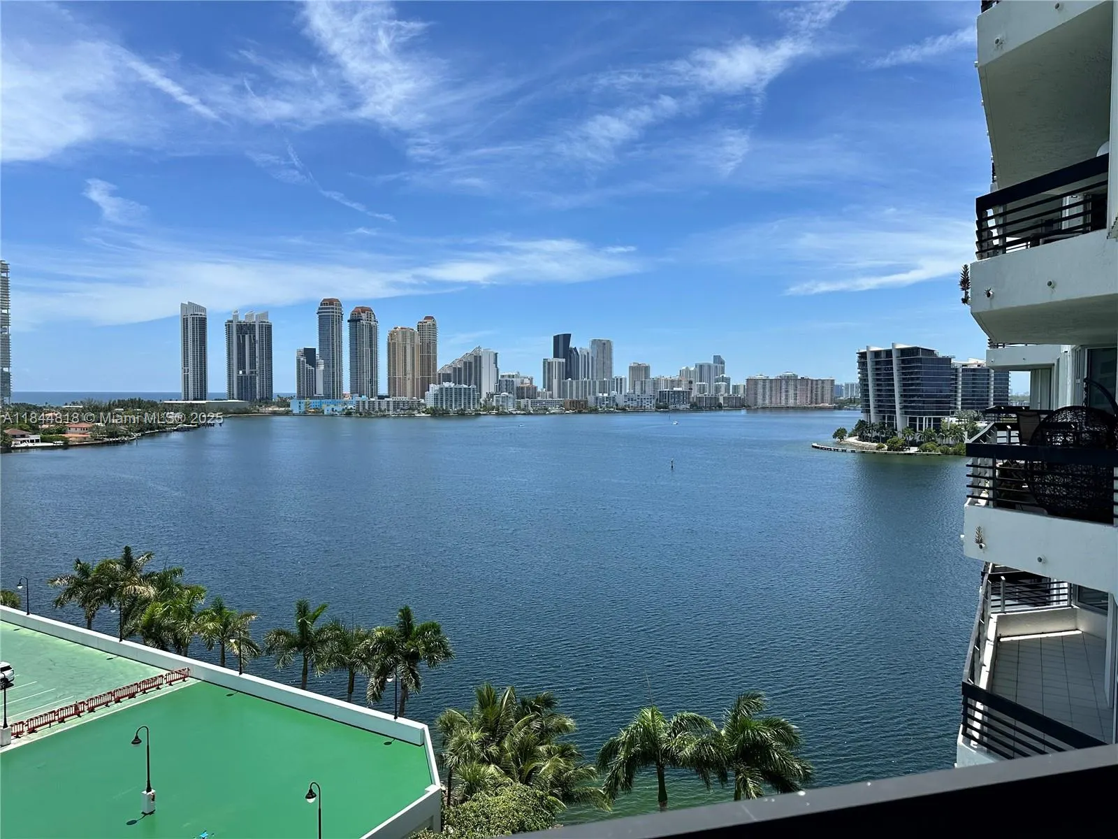 3530 MYSTIC POINTE DR, #1213
