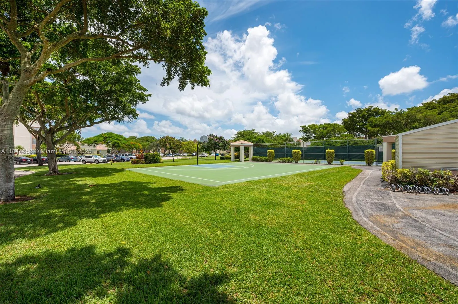 7536 Fairfax Dr, #205