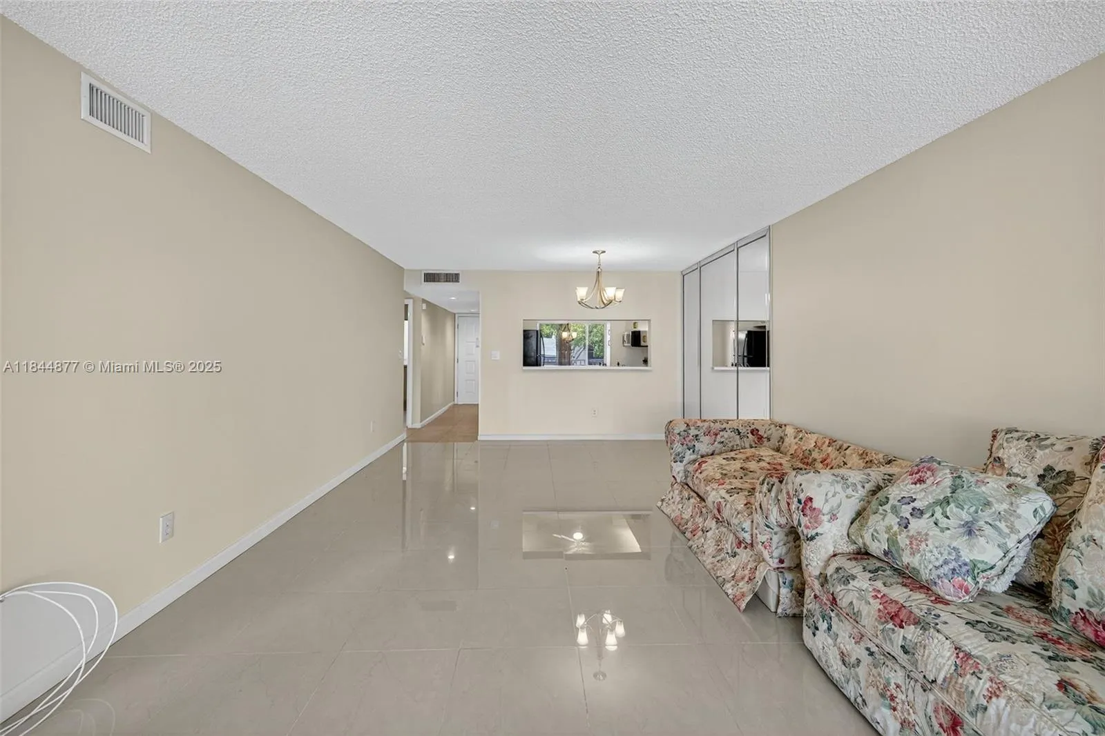 7214 S Devon Dr, #211