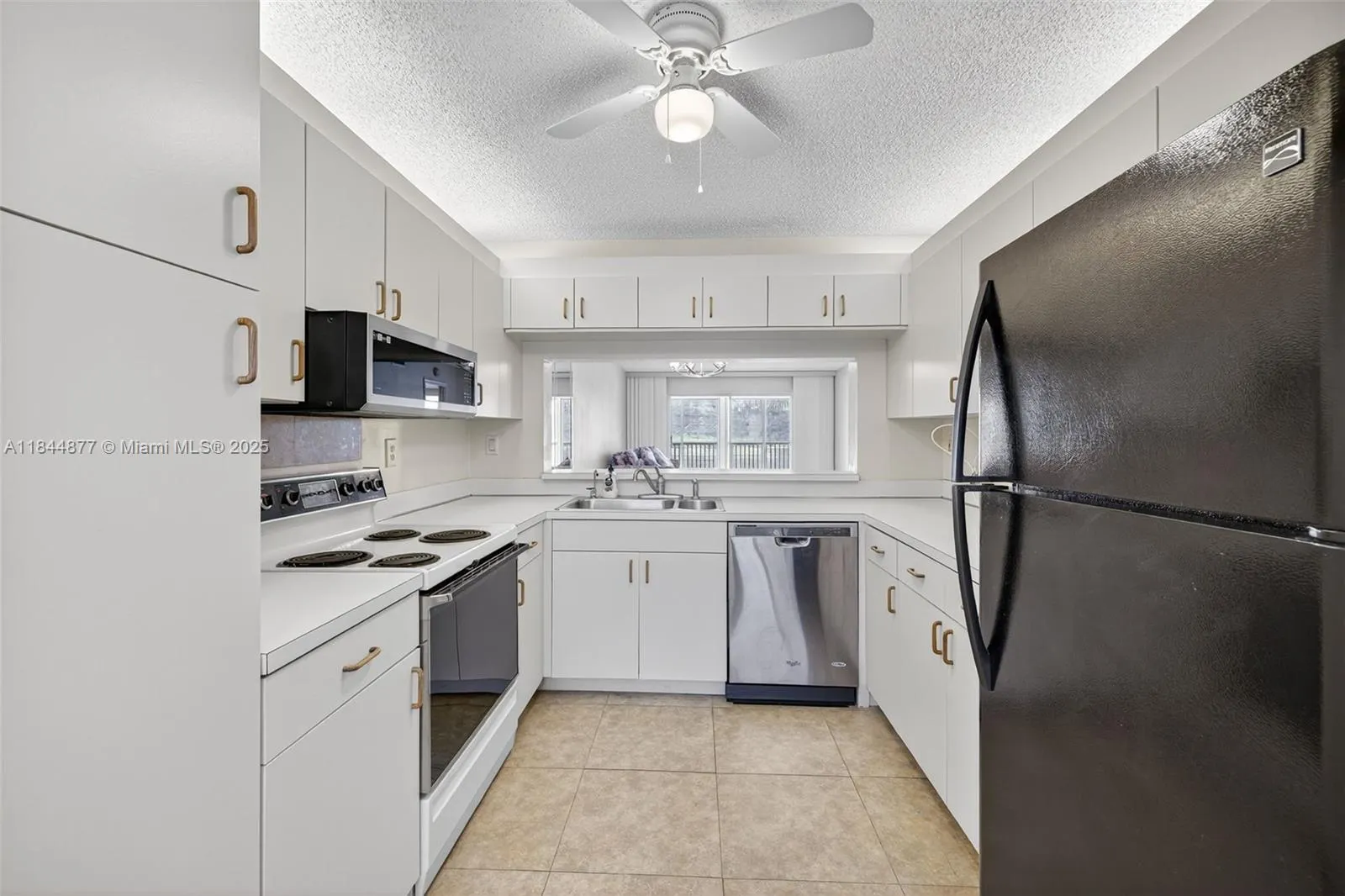 7214 S Devon Dr, #211