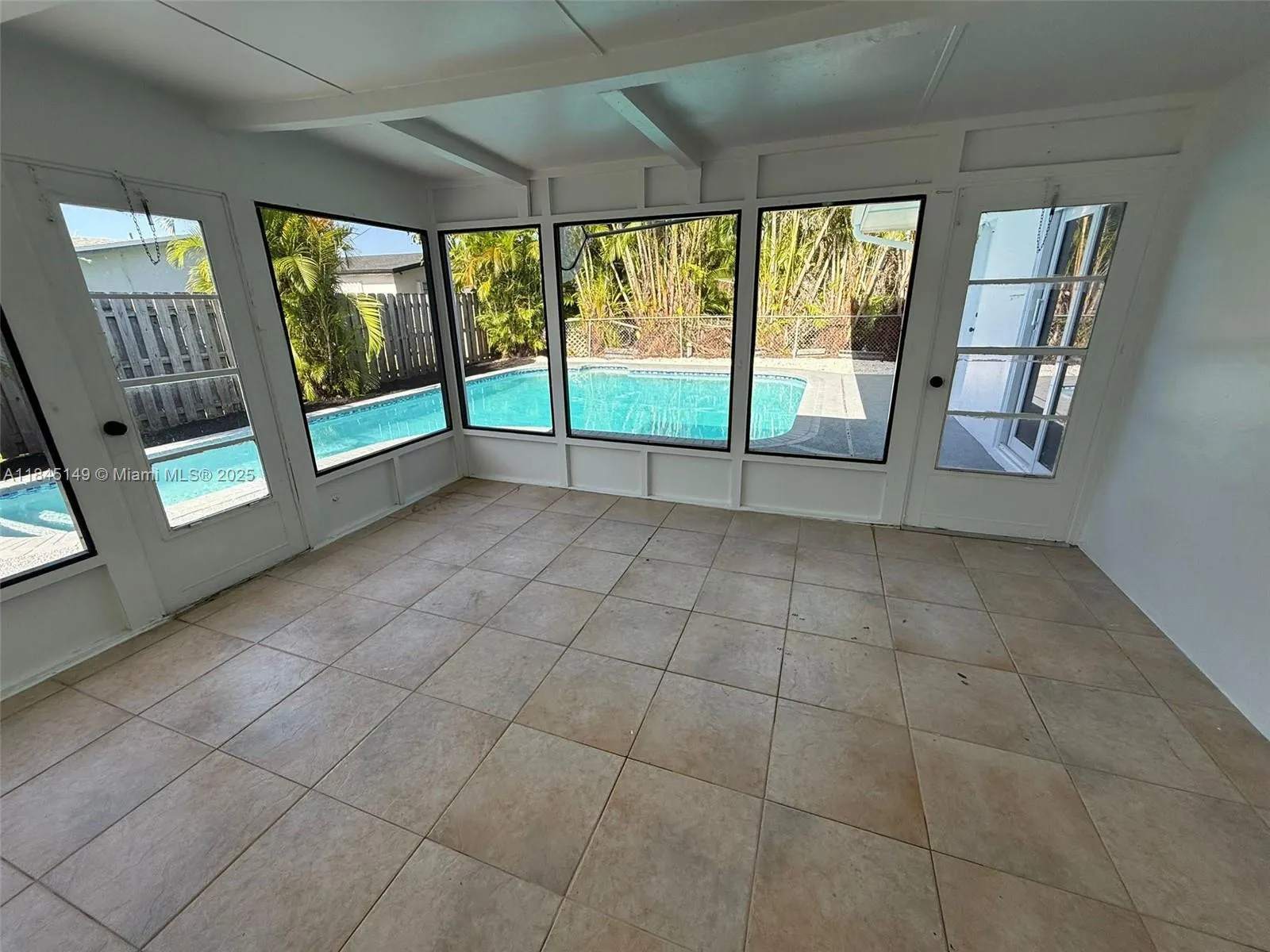 8981 NW 24th St