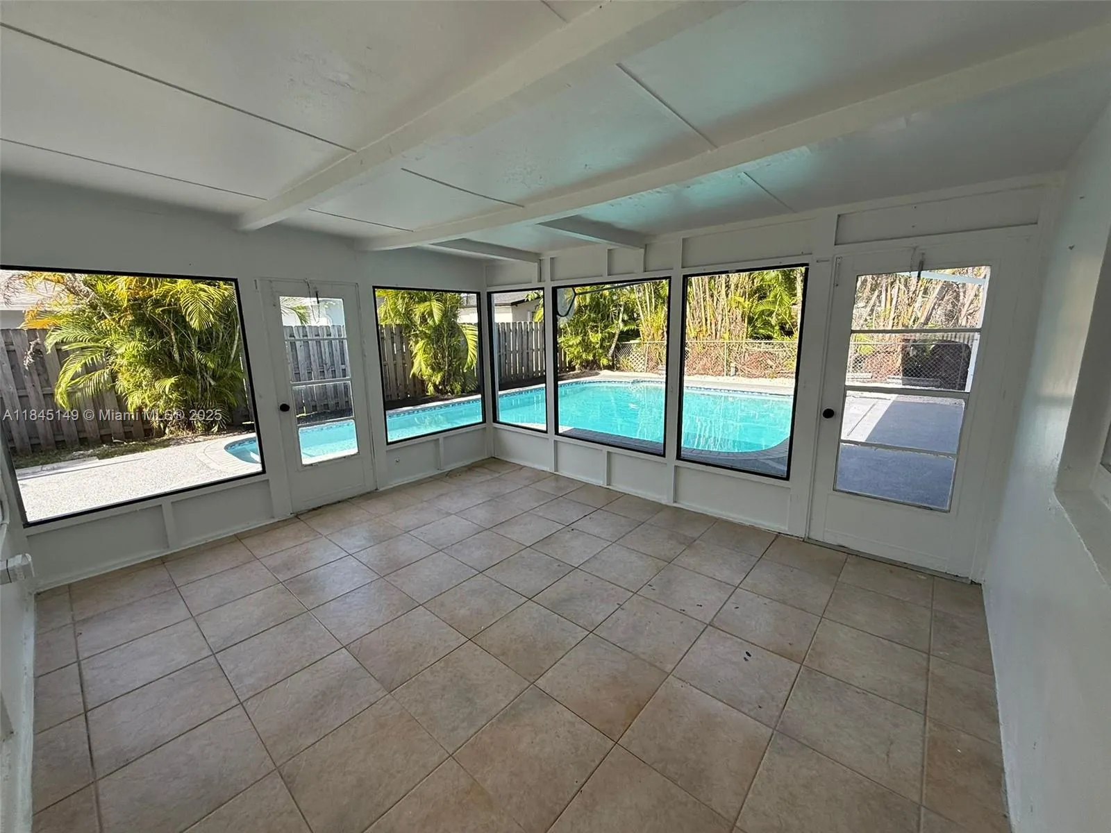 8981 NW 24th St