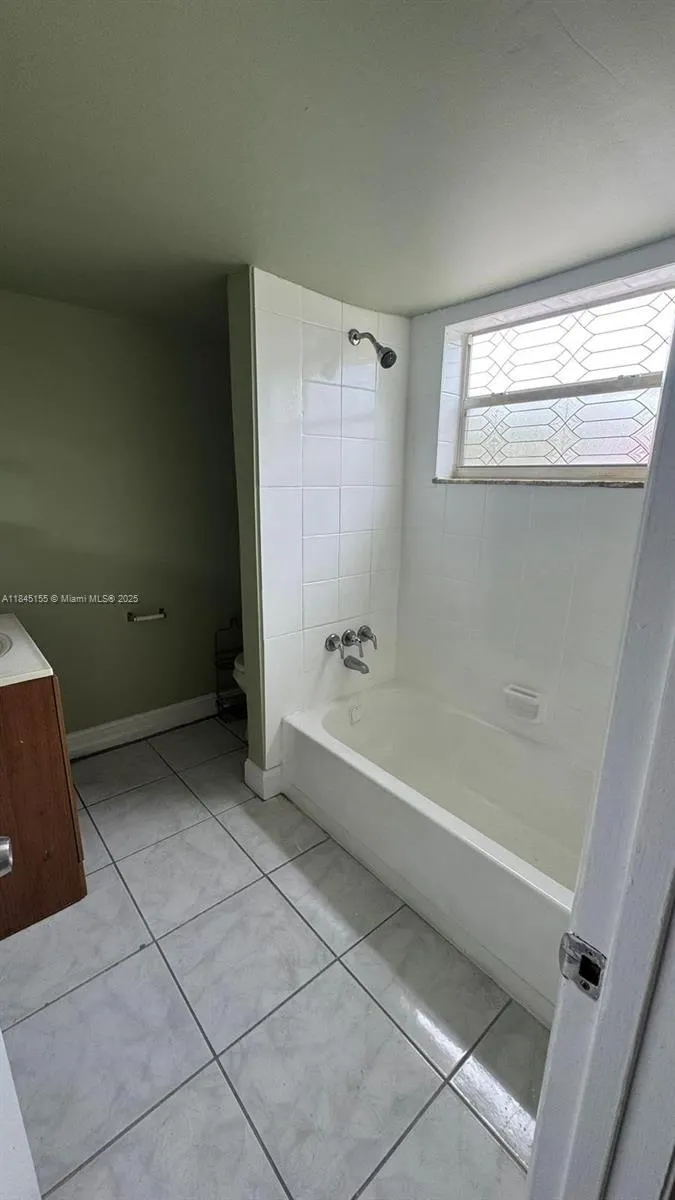 1700 NW 58th Ter, #1A