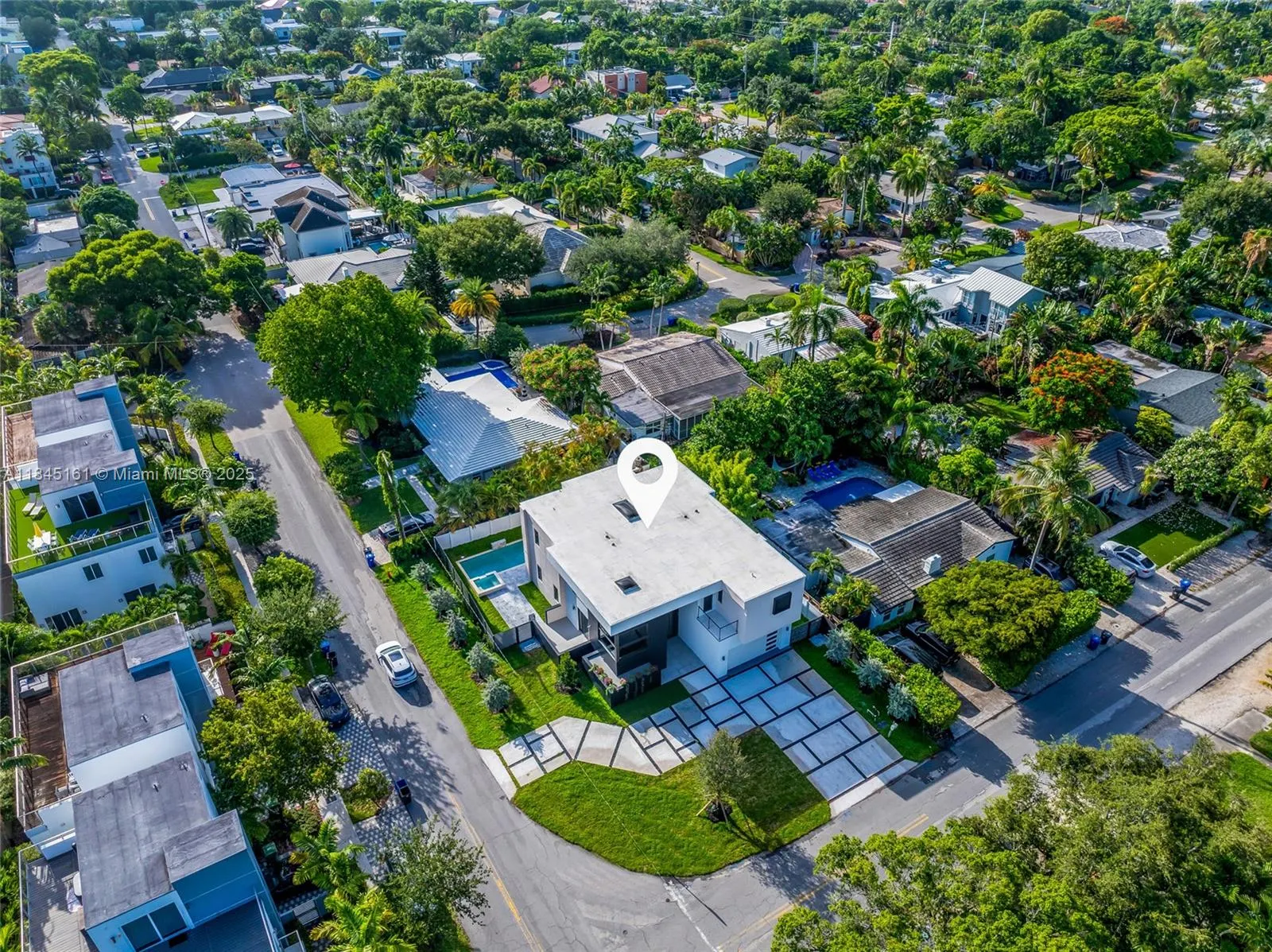 750 NE 16th Ave