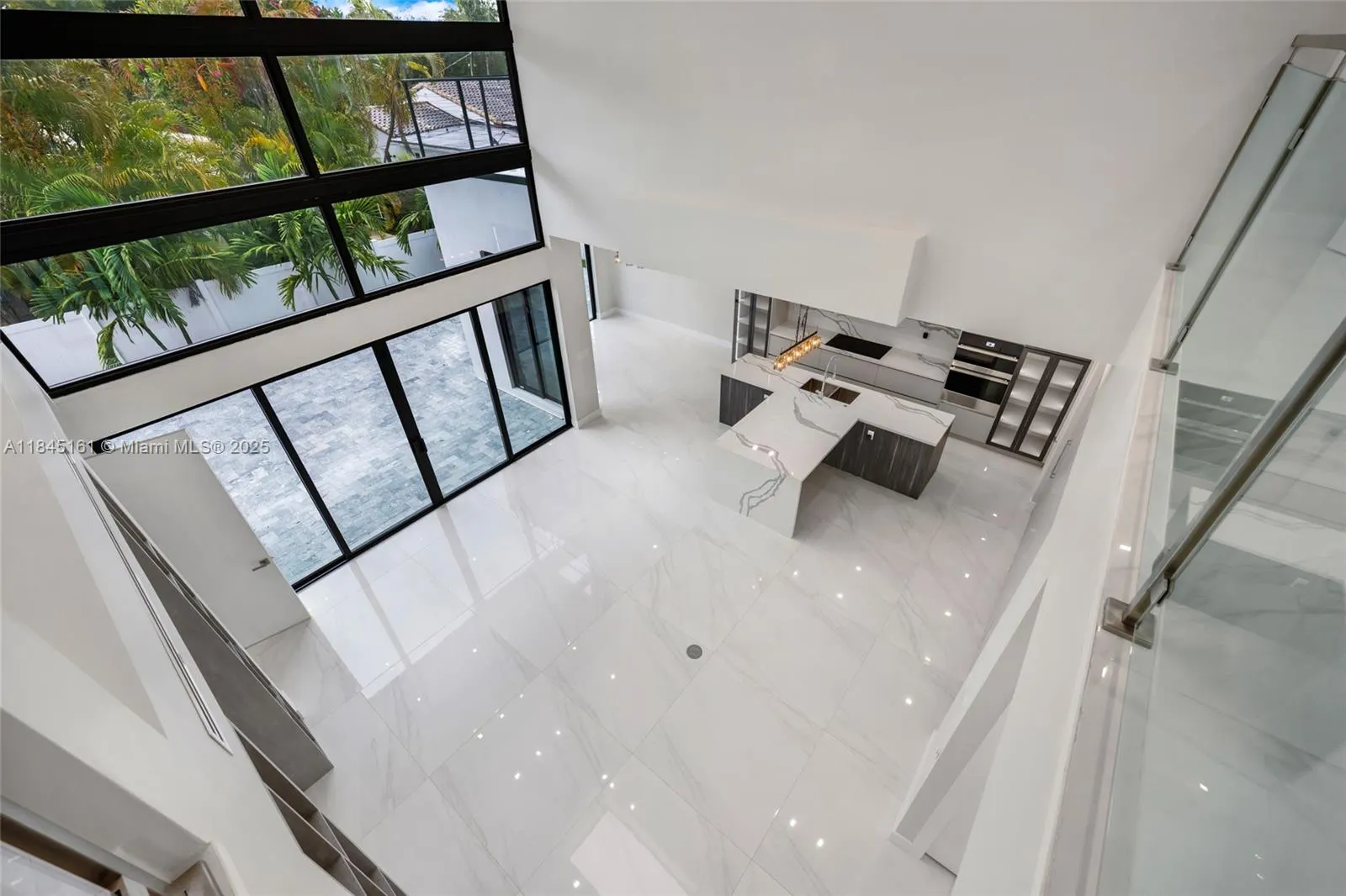 750 NE 16th Ave