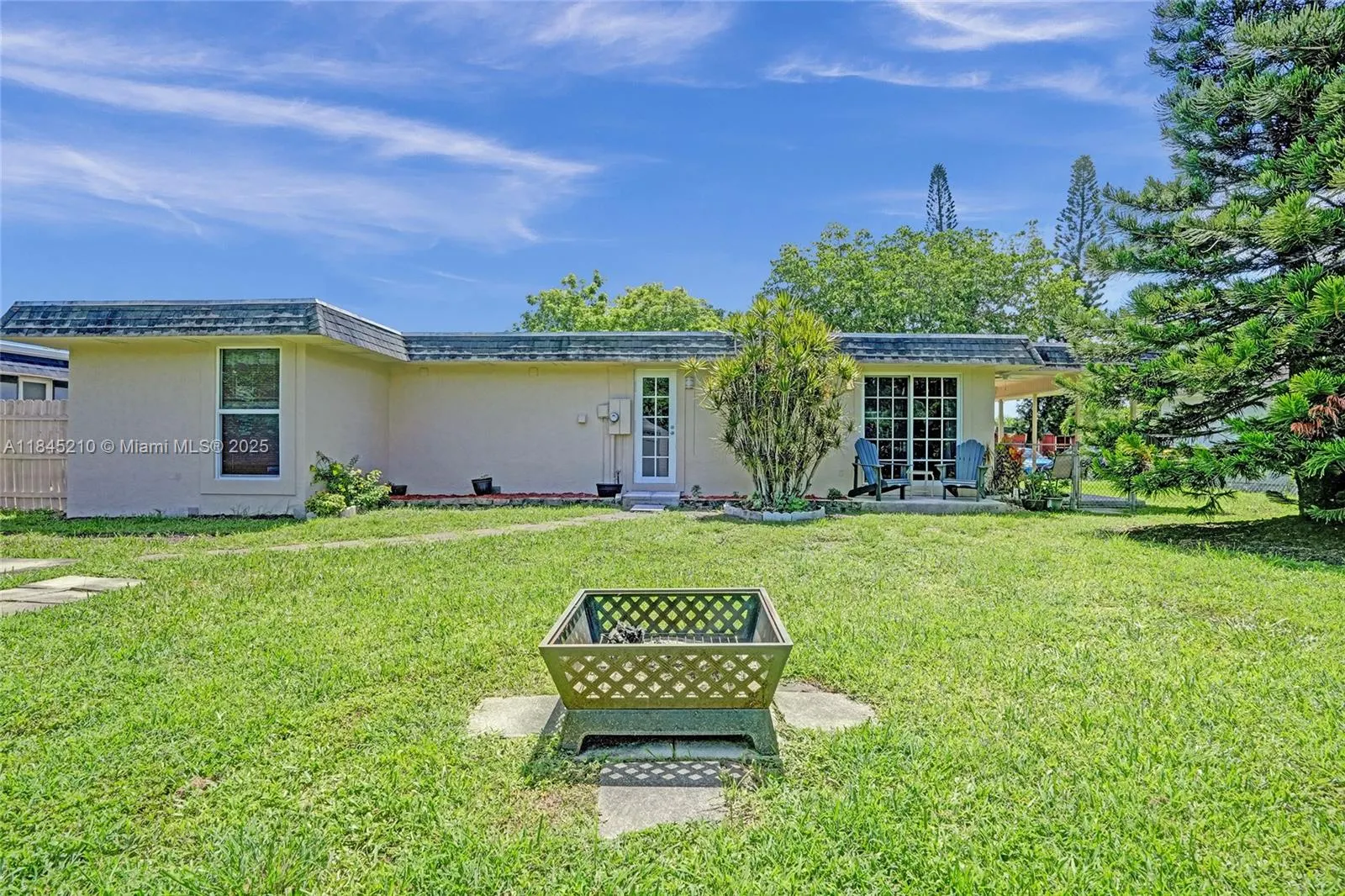 7909 NW 73rd Ave