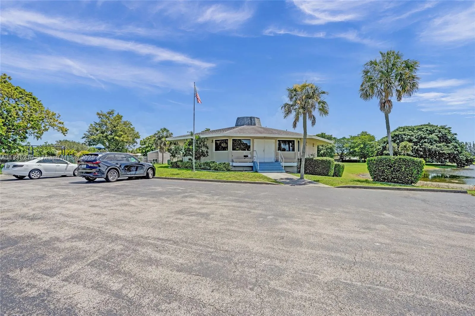 7909 NW 73rd Ave