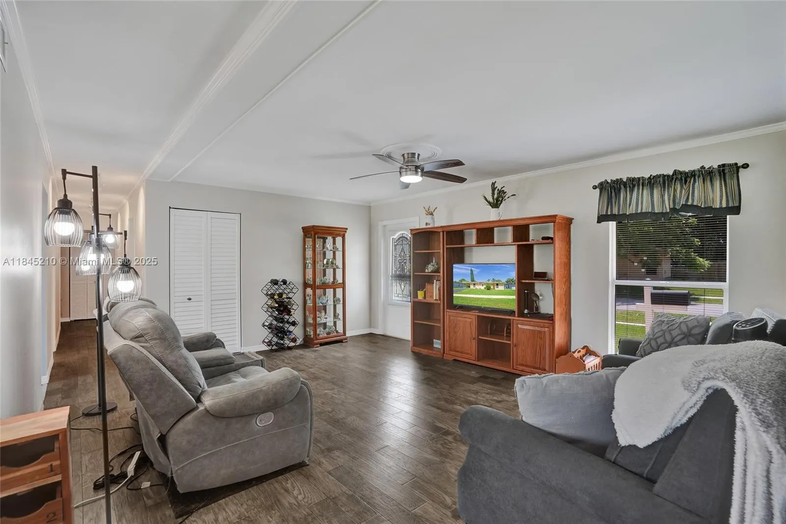 7909 NW 73rd Ave