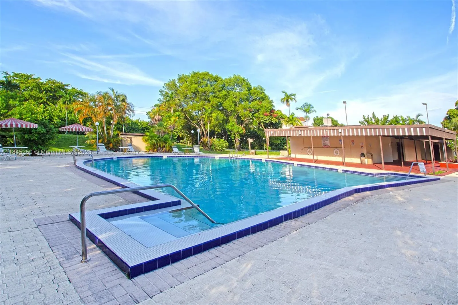 7300 NW 17th St, #220