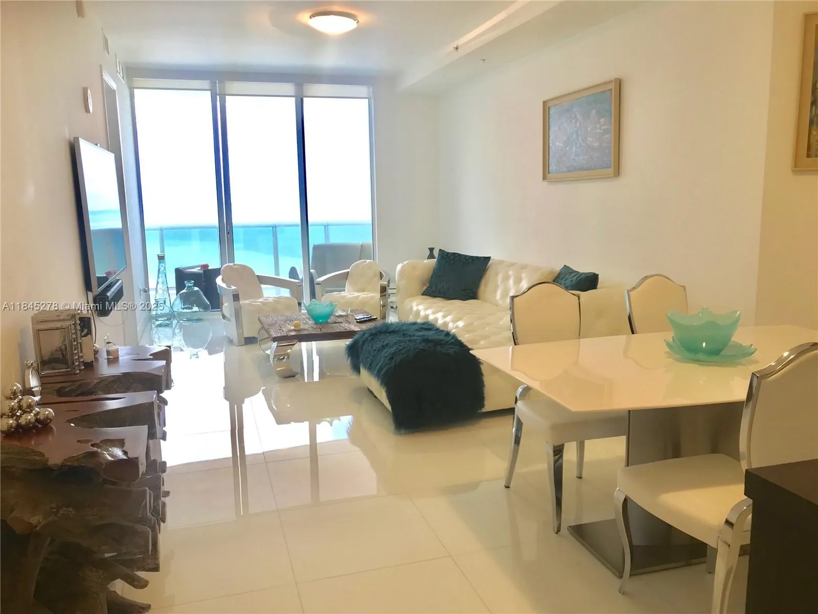 18201 Collins Ave, #3302