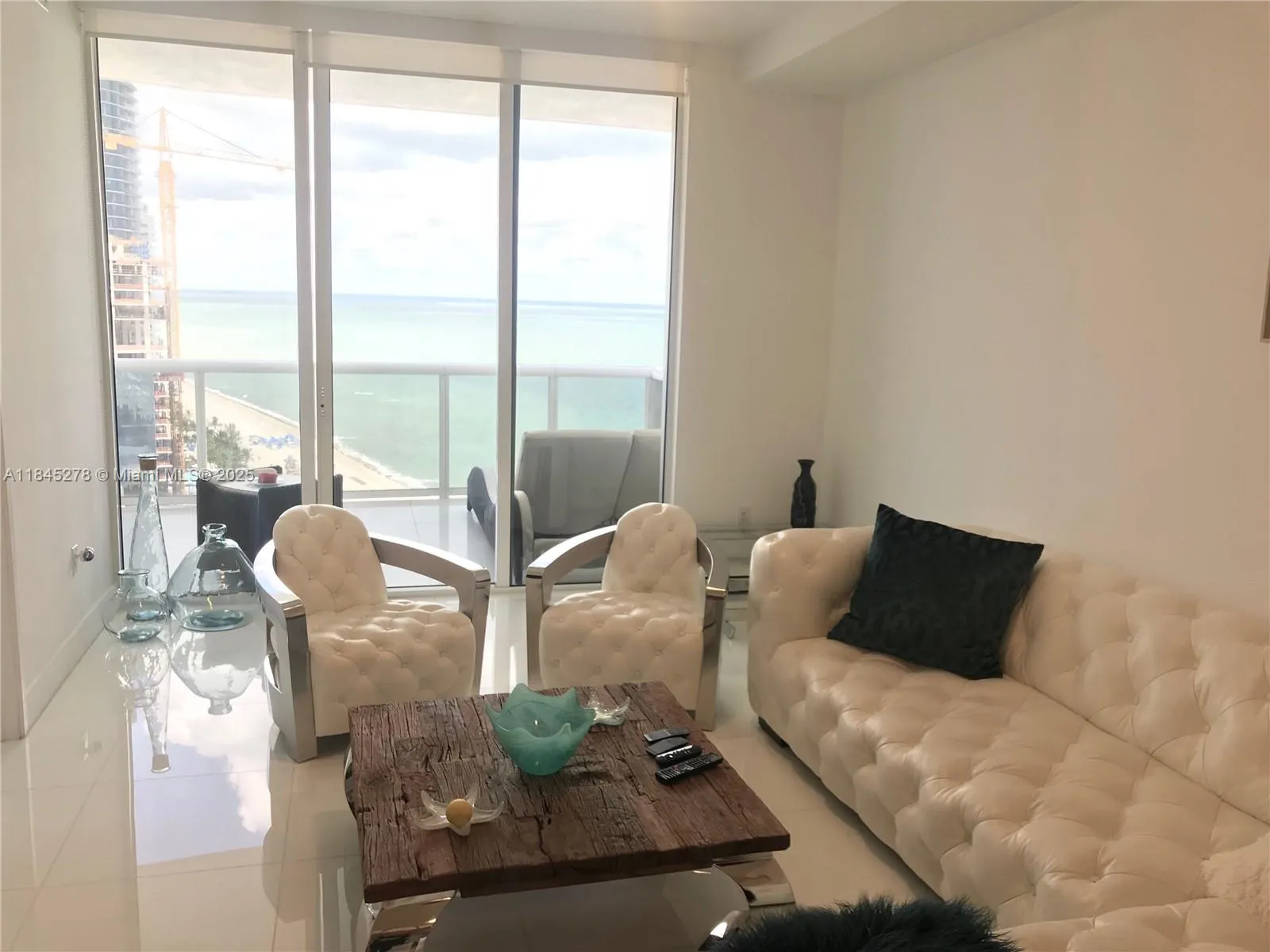 18201 Collins Ave, #3302