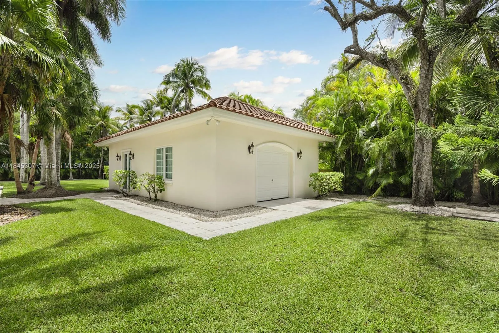 0 7245 SW 104th St