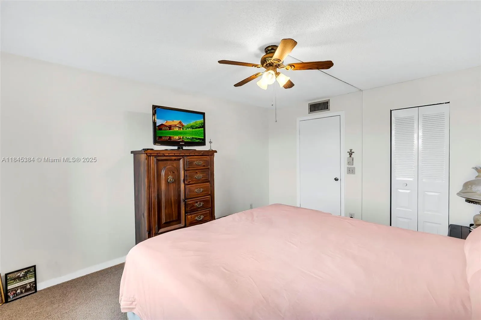 10466 Sunrise Lakes Blvd, #305