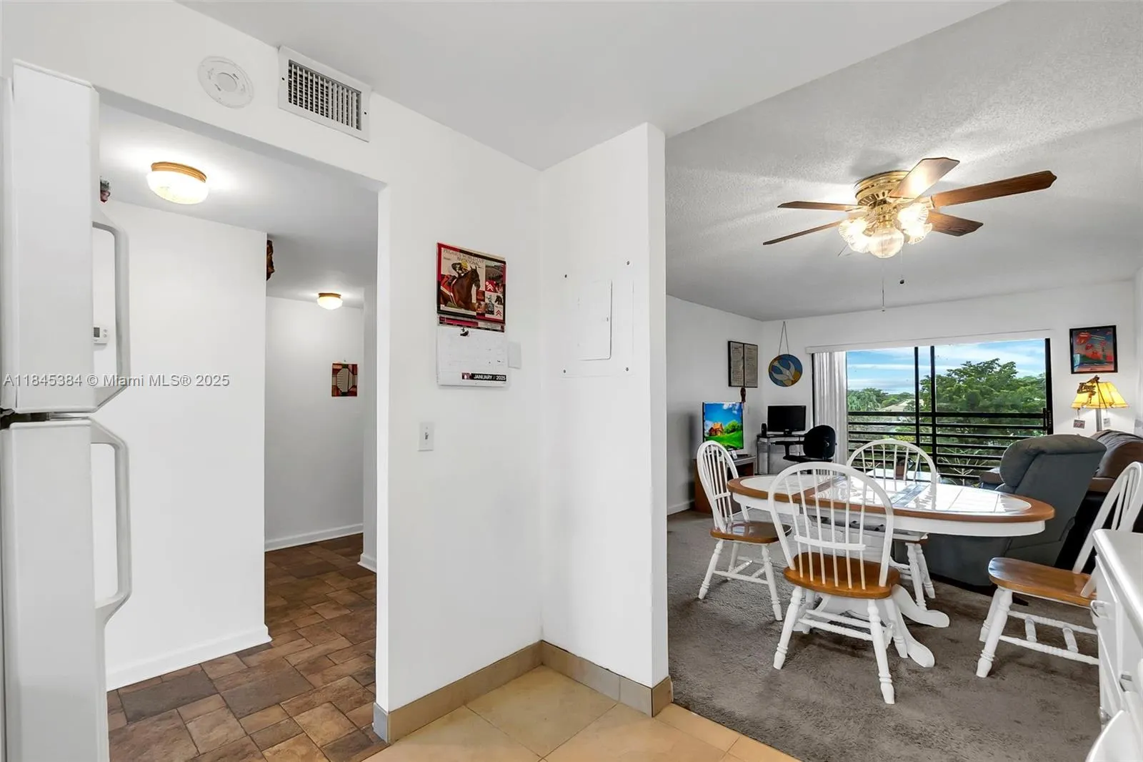 10466 Sunrise Lakes Blvd, #305