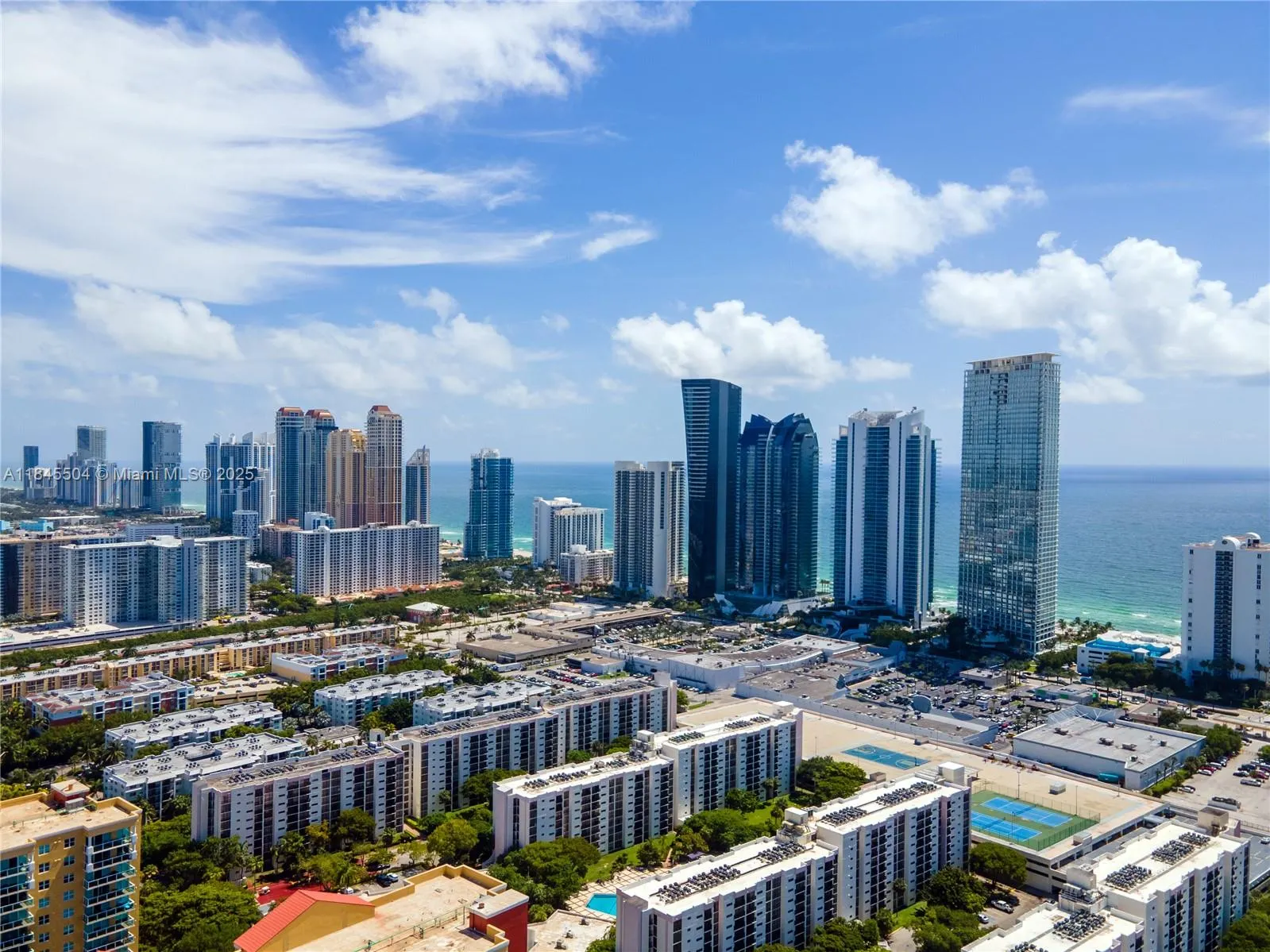 16909 N Bay Rd, #206