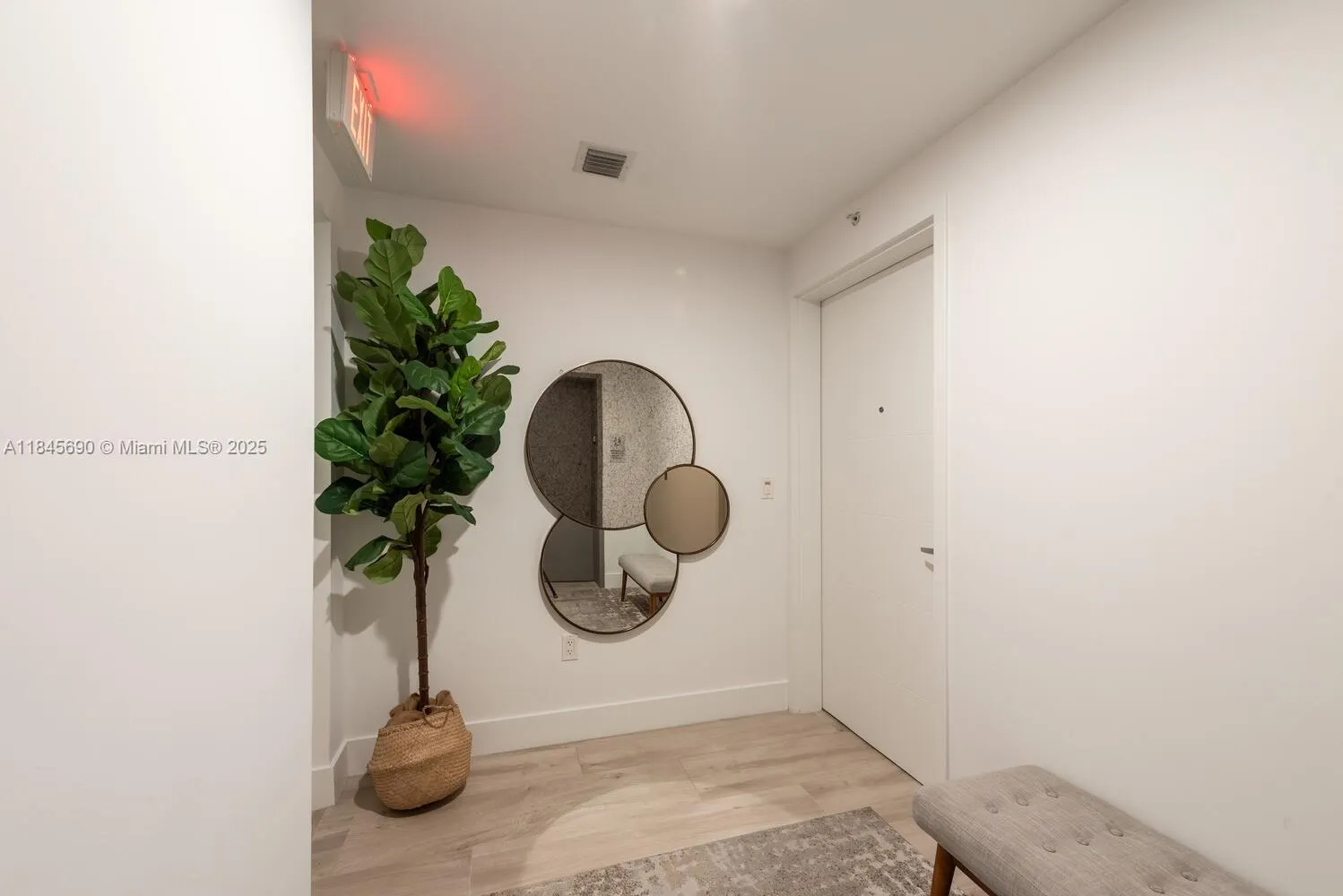 16385 Biscayne Blvd, #2904