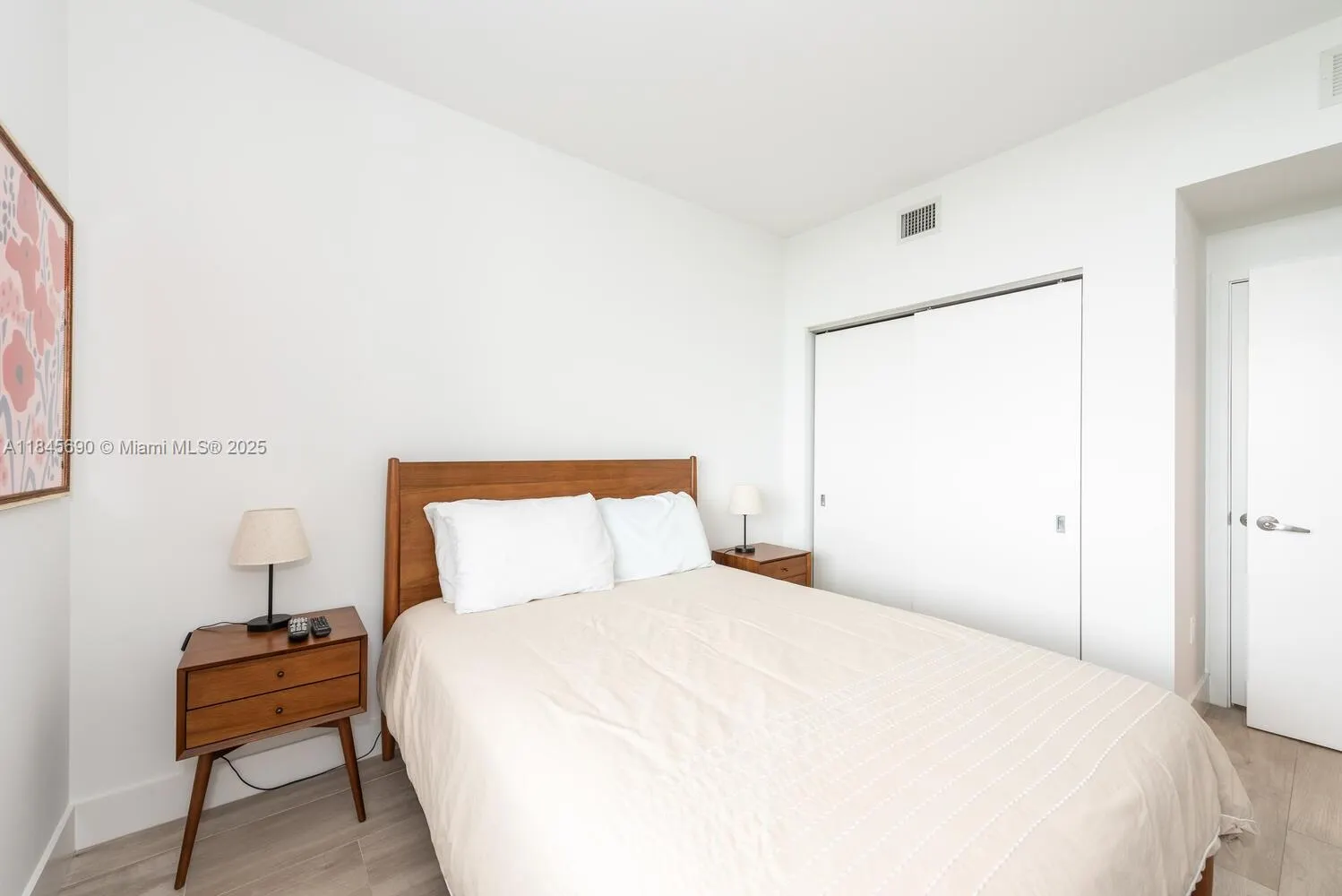 16385 Biscayne Blvd, #2904