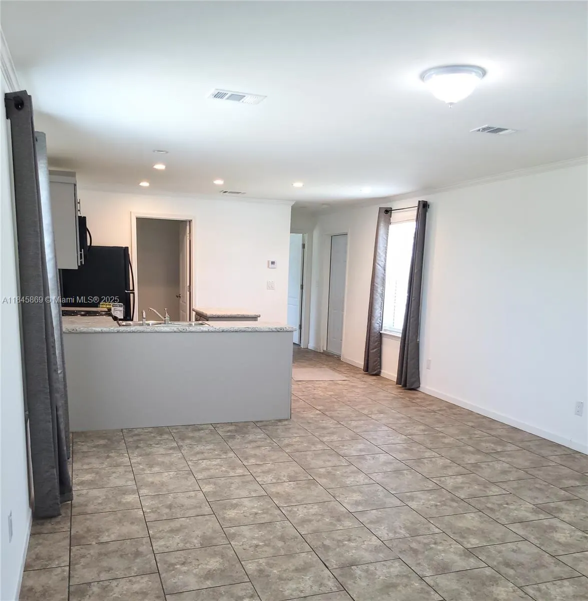 799 Hazel St, #799