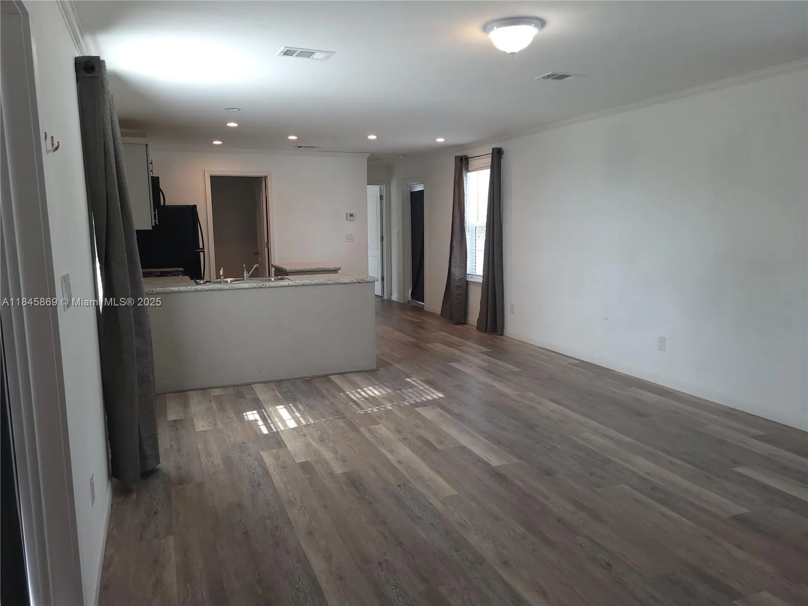 799 Hazel St, #799