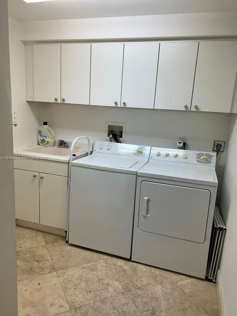 21050 Point Pl, #1403