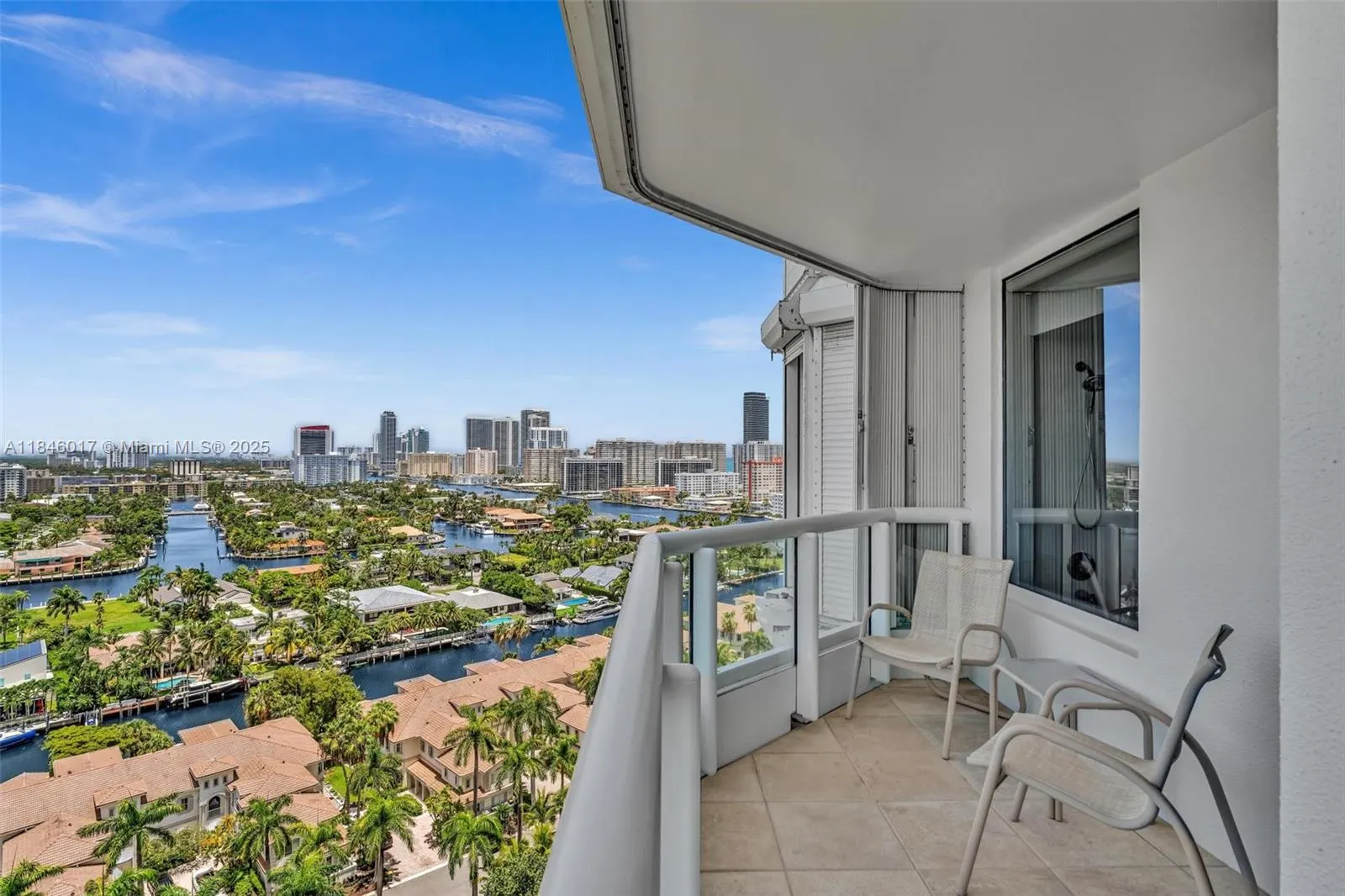 21205 Yacht Club Dr, #1809