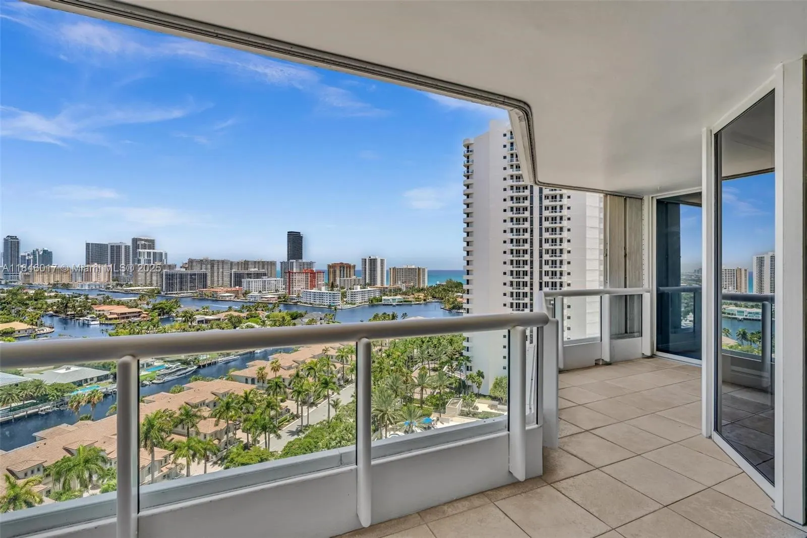21205 Yacht Club Dr, #1809