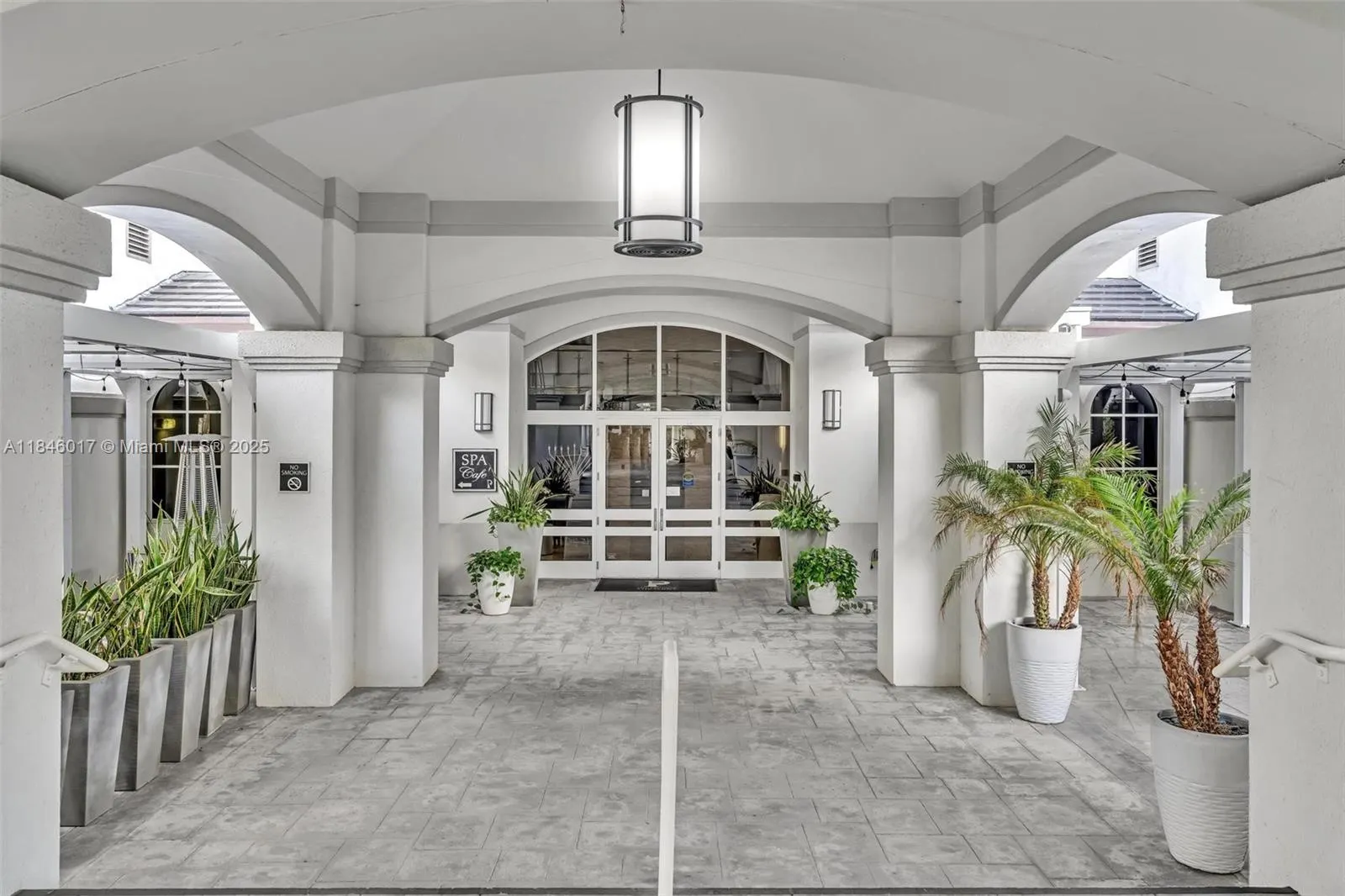 21205 Yacht Club Dr, #1809