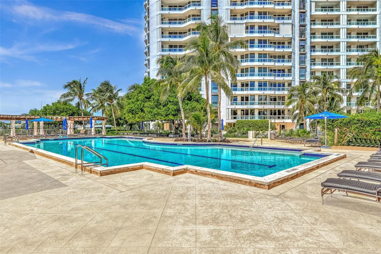 21205 Yacht Club Dr, #1809
