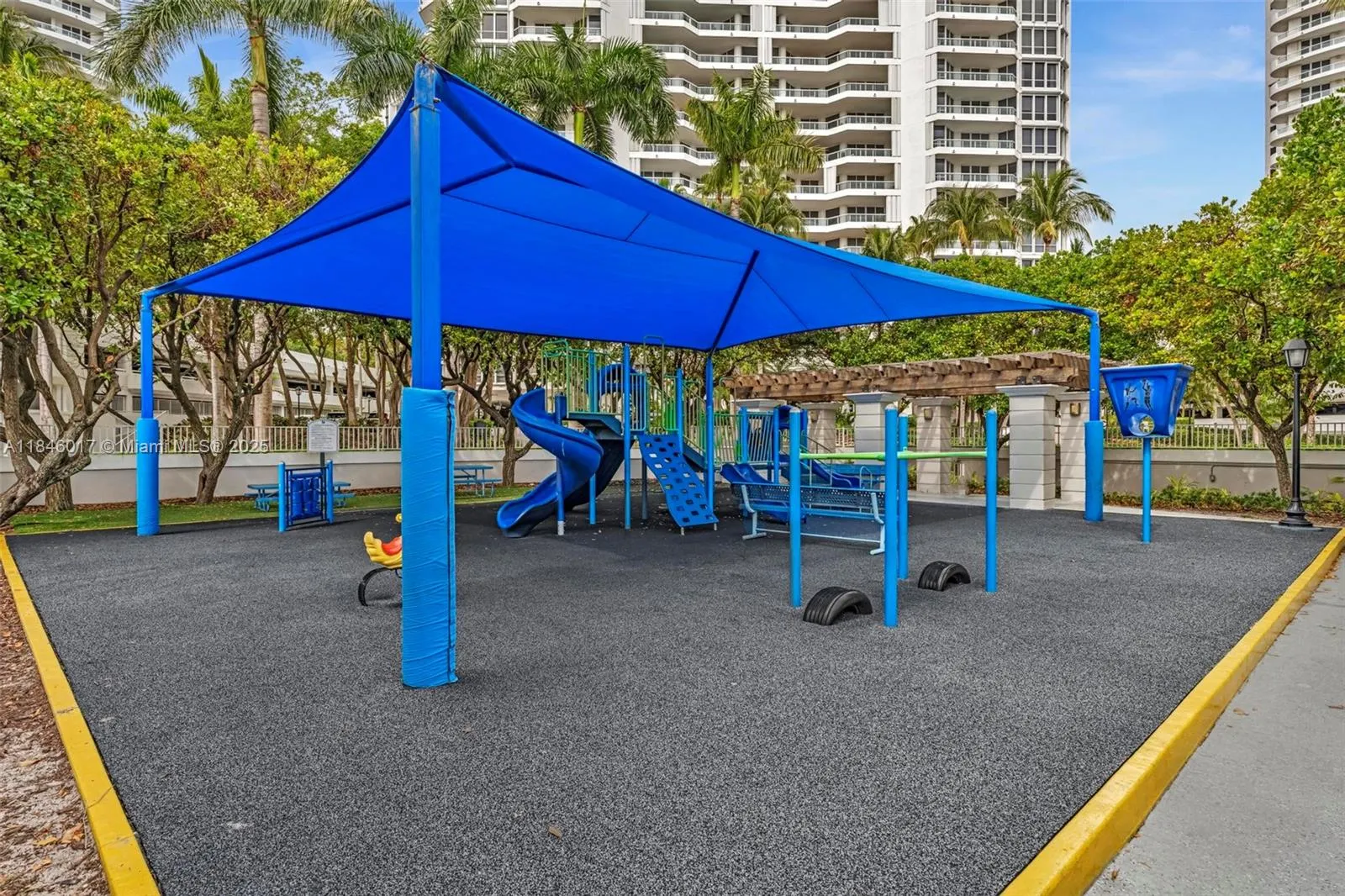21205 Yacht Club Dr, #1809
