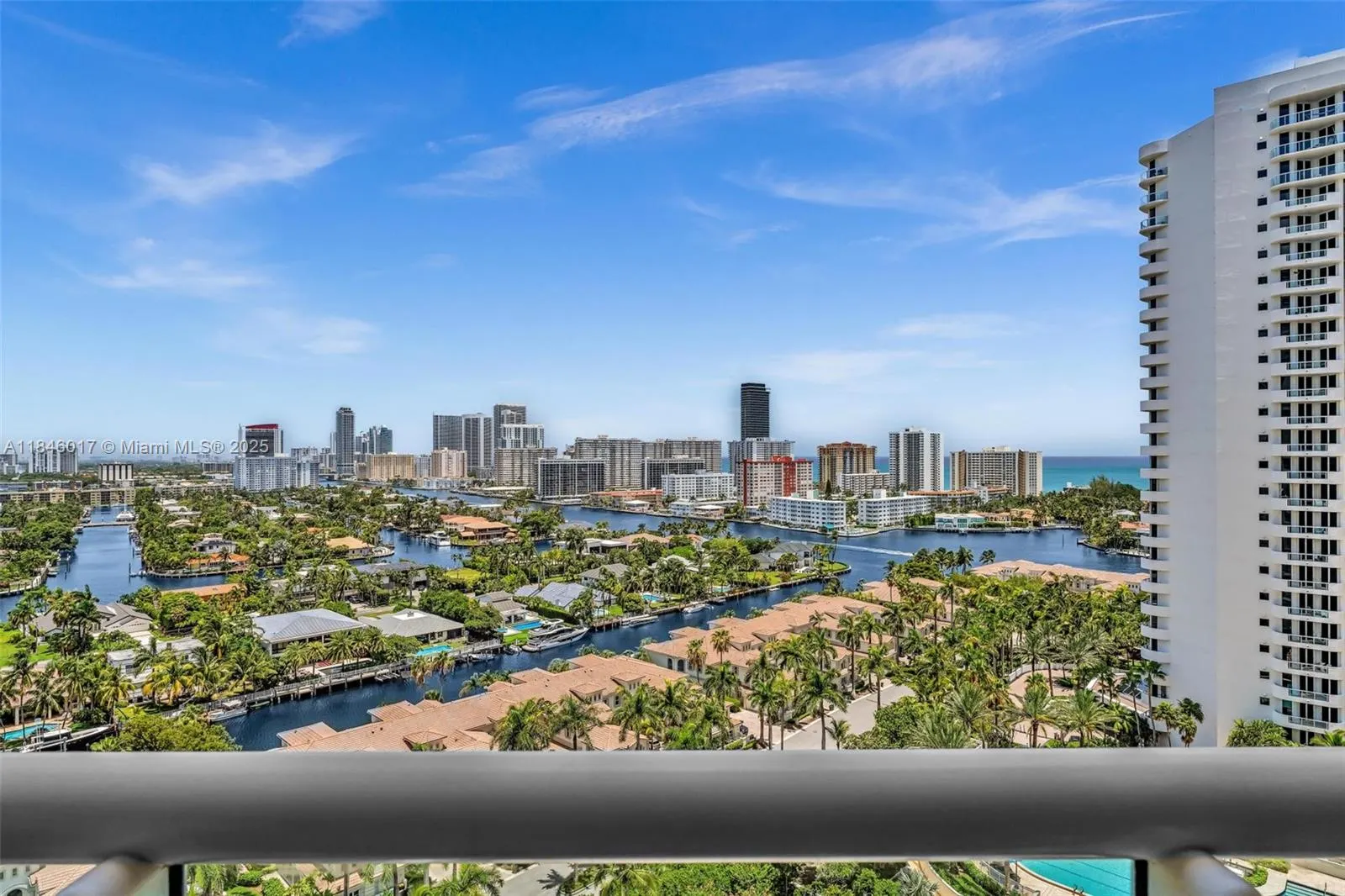 21205 Yacht Club Dr, #1809