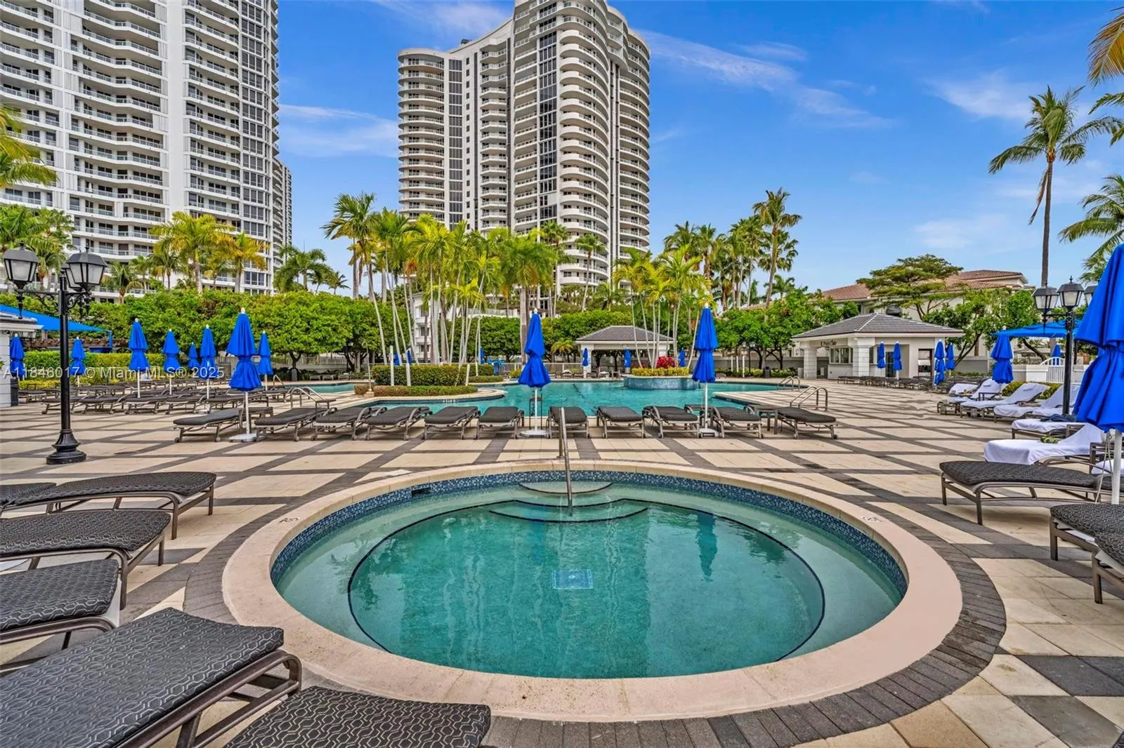 21205 Yacht Club Dr, #1809