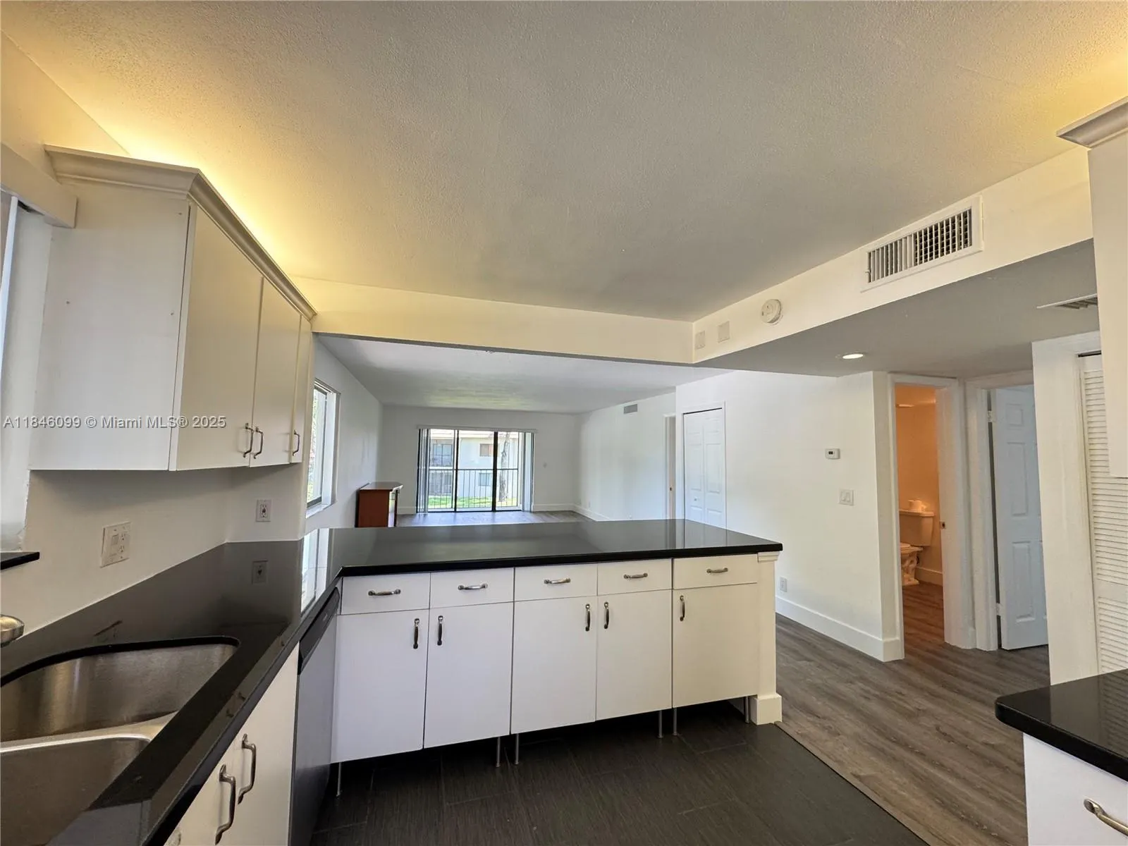 16215 Saddle Club Rd, #201