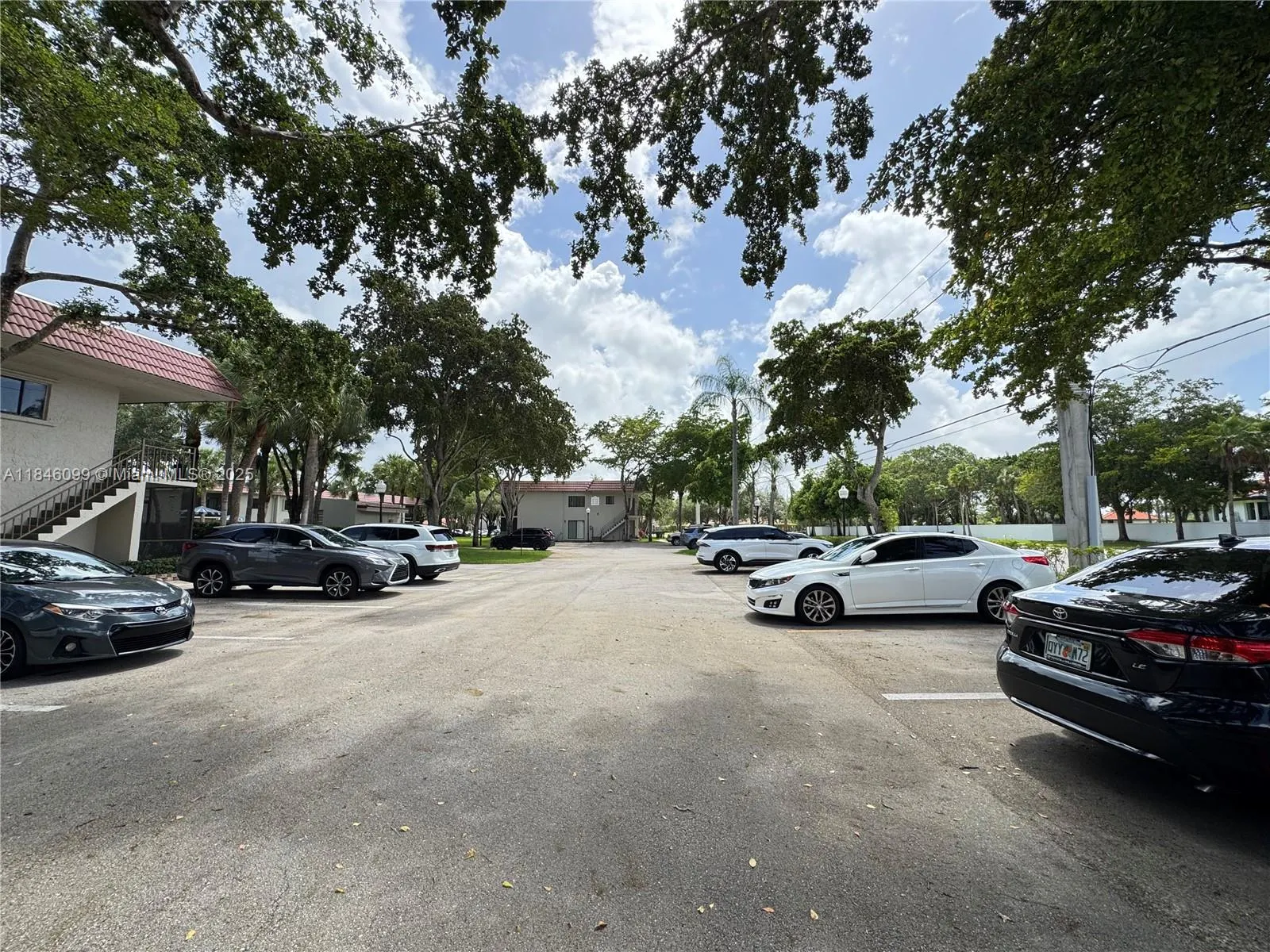 16215 Saddle Club Rd, #201